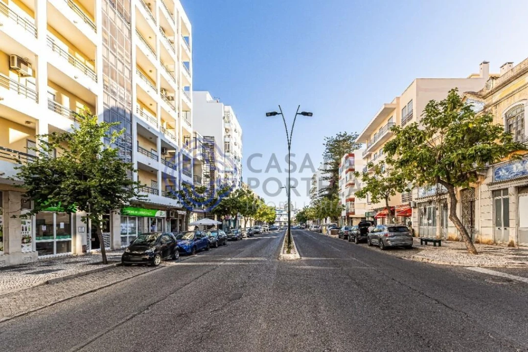 Apartamento T3 para Venda em Olhão Foto 31