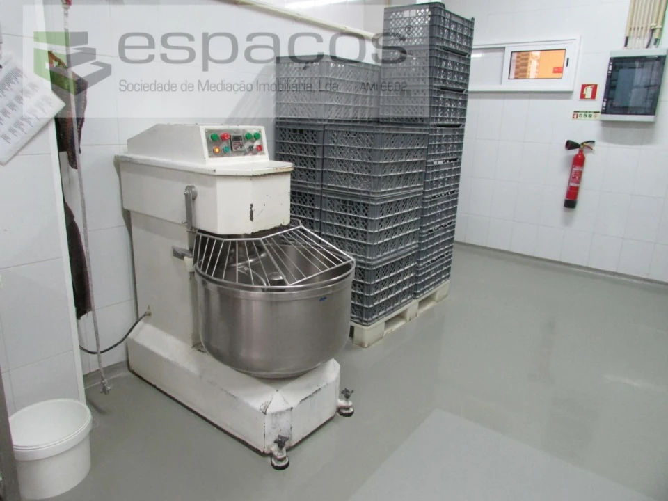 Negócio para Venda em Santa Iria de Azoia, São João da Talha e Bobadela Foto 9