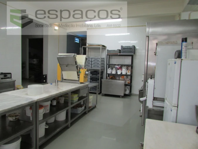 Negócio para Venda em Santa Iria de Azoia, São João da Talha e Bobadela Foto 6