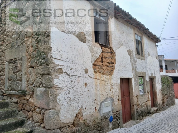 Moradia T2 para Venda em Tinalhas Foto 4