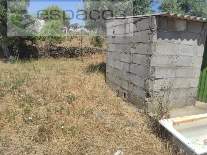 Quinta para Venda em Escalos de Baixo e Mata Foto 2