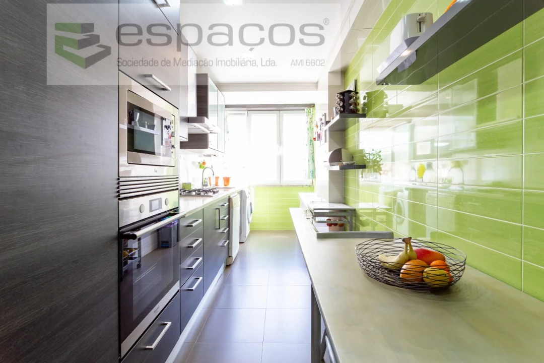 Apartamento T3 para Venda em Moscavide e Portela Foto 1