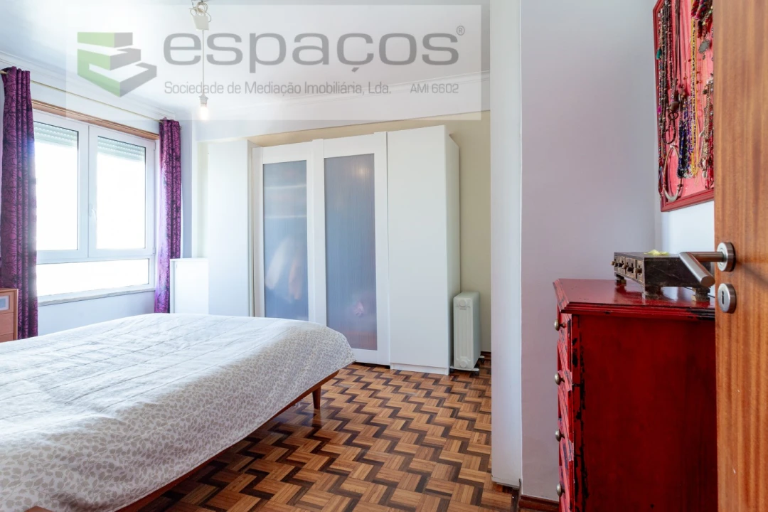 Apartamento T3 para Venda em Moscavide e Portela Foto 12