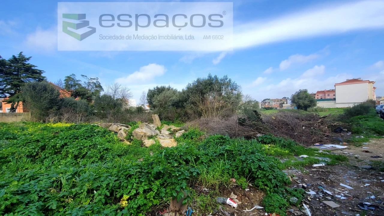 Terreno para Venda em Algueirão-Mem Martins Foto 4
