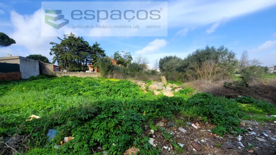 Terreno para Venda em Algueirão-Mem Martins Foto 3
