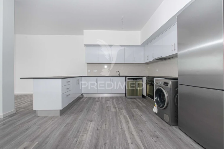 Apartamento T2 para Venda em Azambuja Foto 8