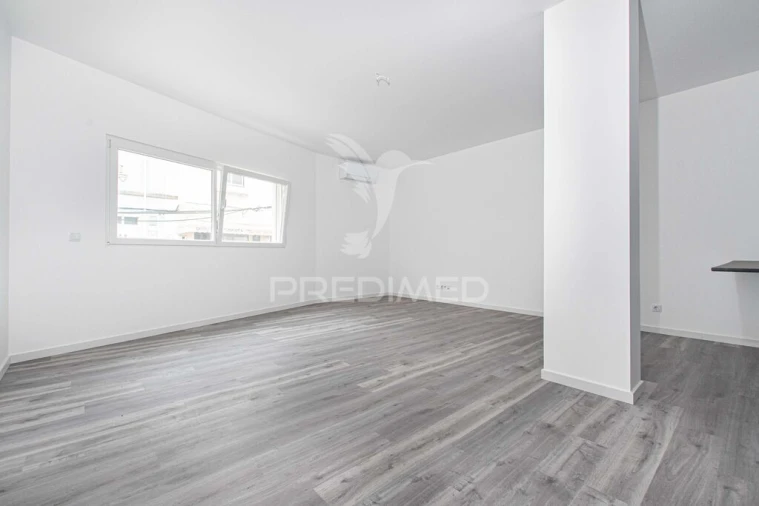 Apartamento T2 para Venda em Azambuja Foto 5