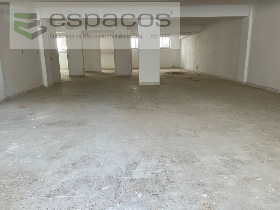 Loja para Venda em Agualva e Mira-Sintra Foto 3