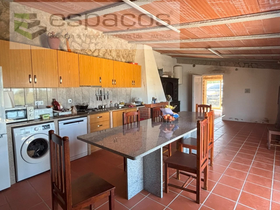 Quinta T3 para Venda em Lardosa Foto 23