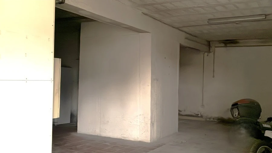 Armazém para Venda em Teixoso e Sarzedo