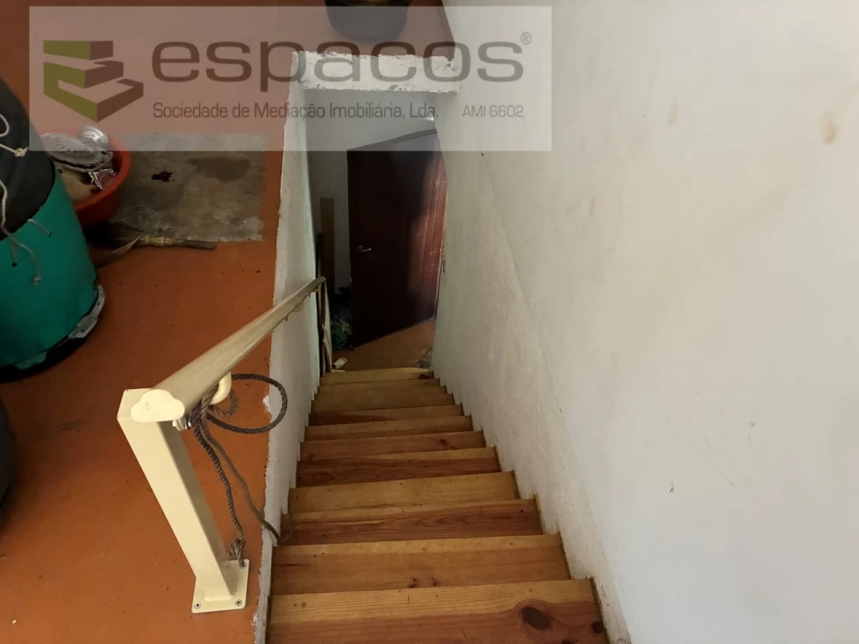 Moradia T5 para Venda em Lavacolhos Foto 7