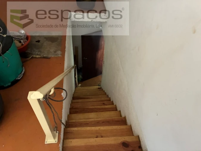 Moradia T5 para Venda em Lavacolhos Foto 7