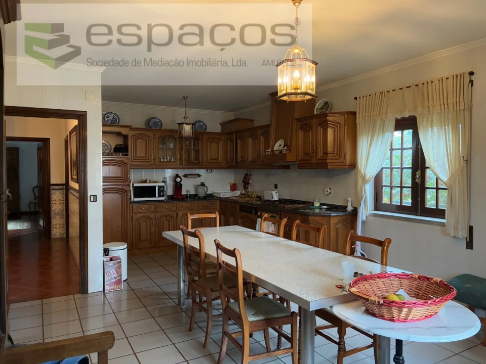 Moradia T4 para Venda em Fundão, Valverde, Donas, A. Joanes, A. Nova Cabo Foto 4