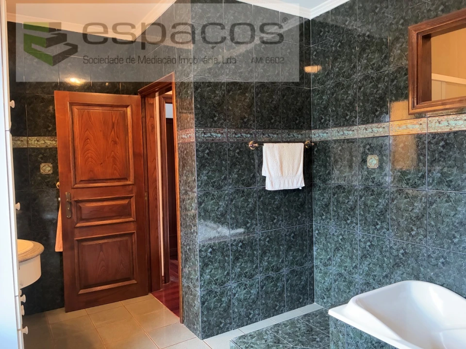 Moradia T4 para Venda em Fundão, Valverde, Donas, A. Joanes, A. Nova Cabo Foto 24