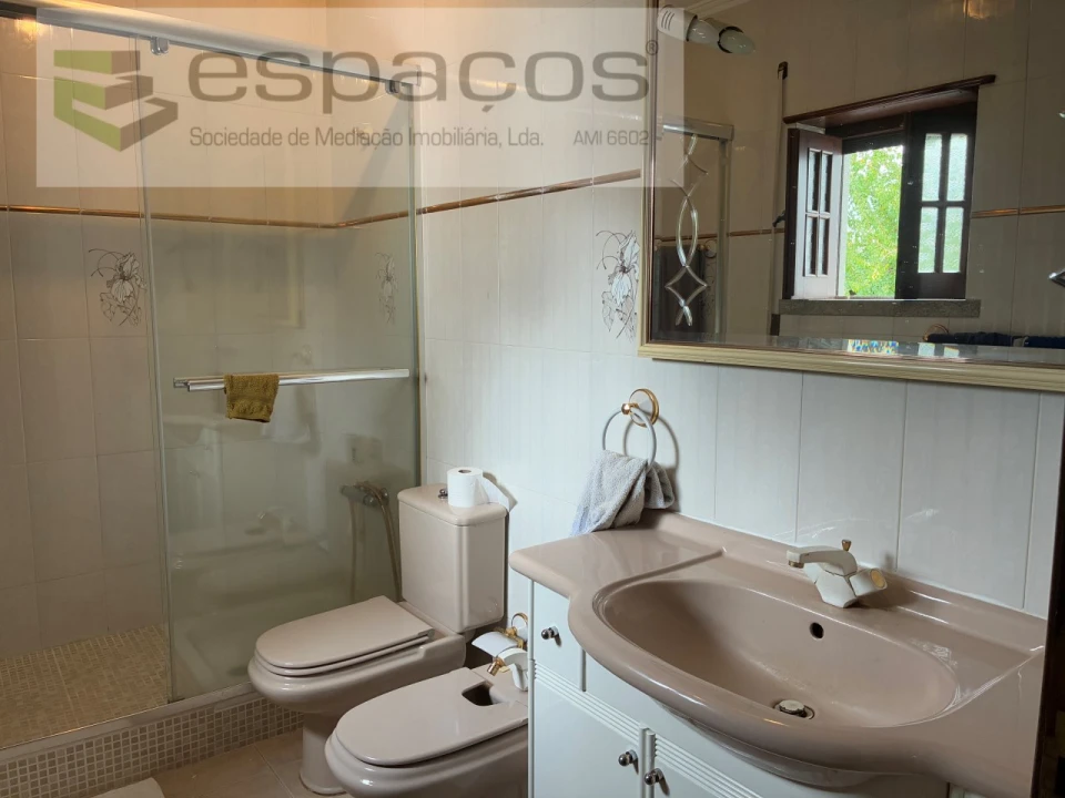 Moradia T4 para Venda em Fundão, Valverde, Donas, A. Joanes, A. Nova Cabo Foto 8