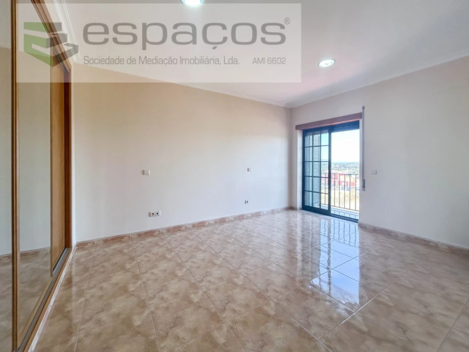 Moradia T4 para Venda em Castelo Branco Foto 9