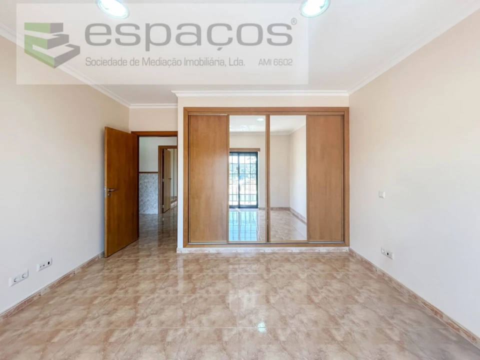 Moradia T4 para Venda em Castelo Branco Foto 10