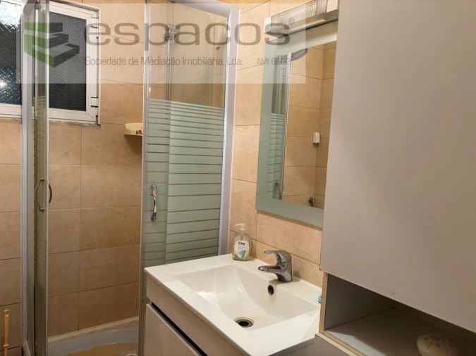 Moradia T4 para Venda em Lavacolhos Foto 19