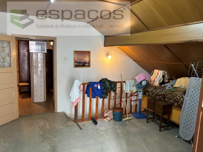 Moradia T4 para Venda em Lavacolhos Foto 23