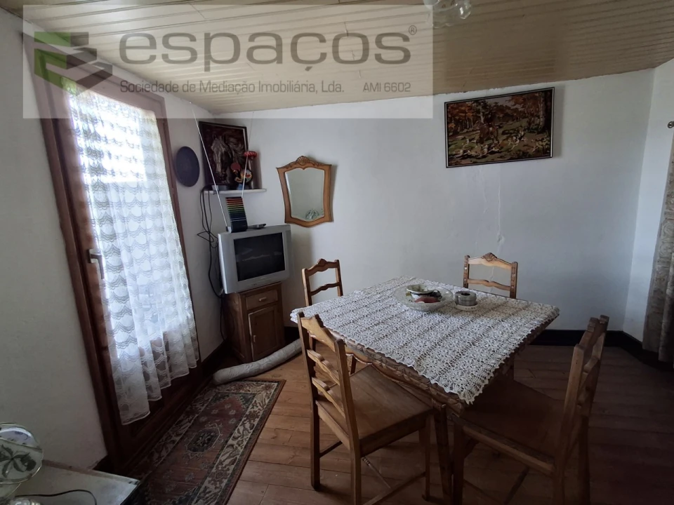 Moradia T4 para Venda em Silvares Foto 27