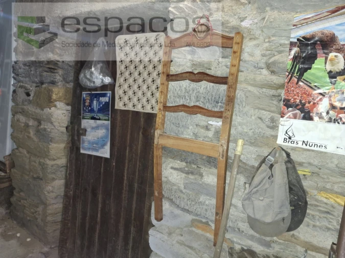 Moradia T4 para Venda em Silvares Foto 5