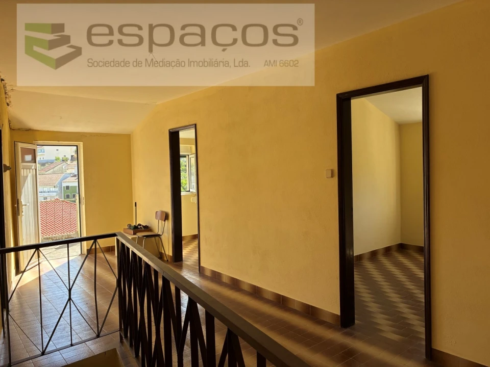 Moradia T4 para Venda em Silvares Foto 18