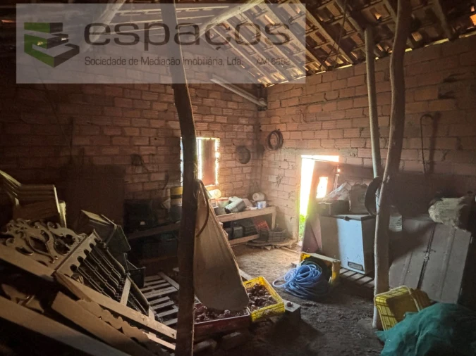 Terreno para Venda em Escalos de Baixo e Mata Foto 16