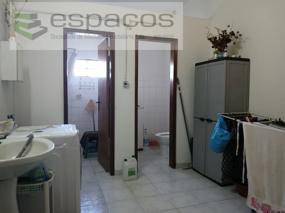 Moradia T3 para Venda em Lardosa Foto 27