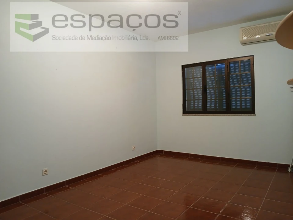 Moradia T3 para Venda em Lardosa Foto 48