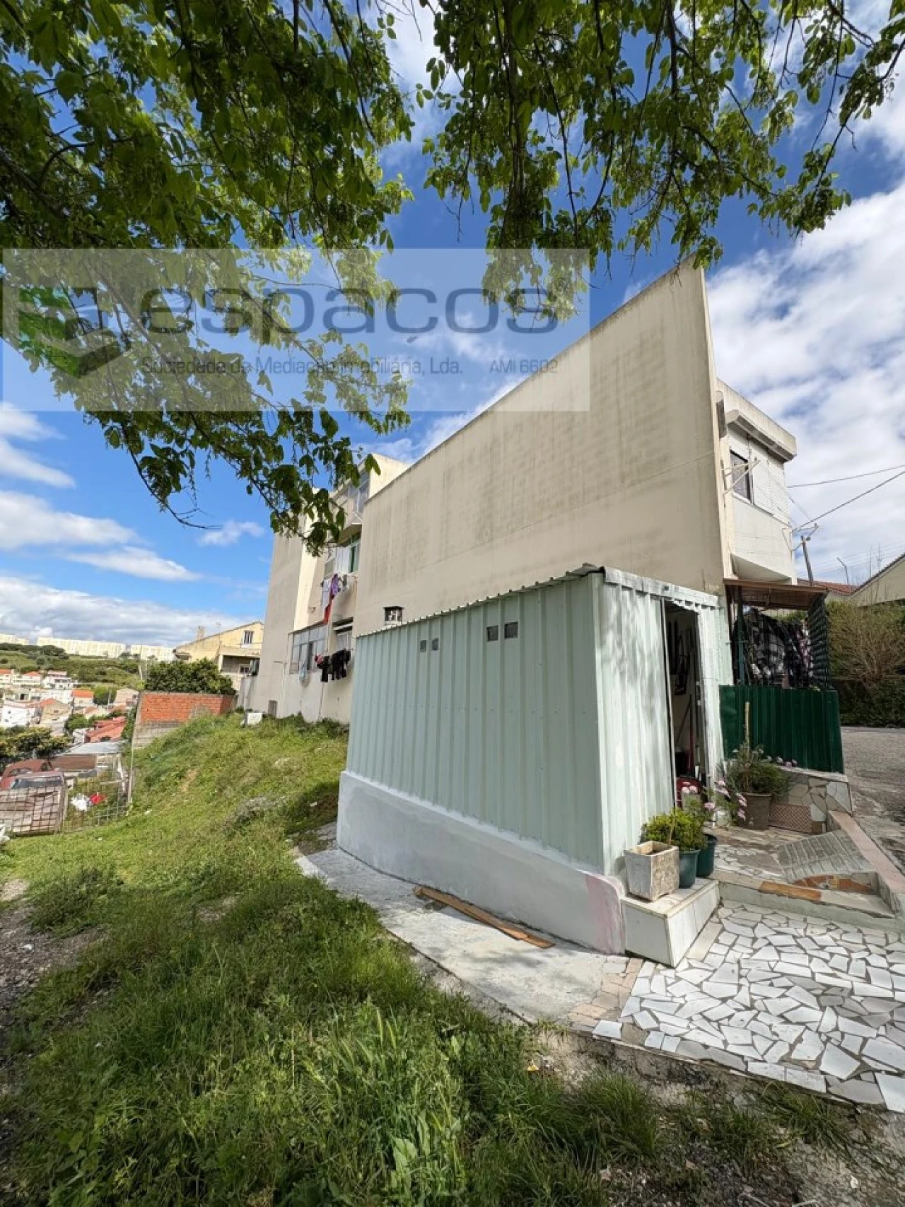 Prédio para Venda em Póvoa de Santo Adrião e Olival Basto Foto 8