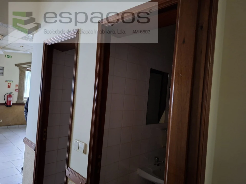 Negócio para Arrendamento em Lavacolhos Foto 11