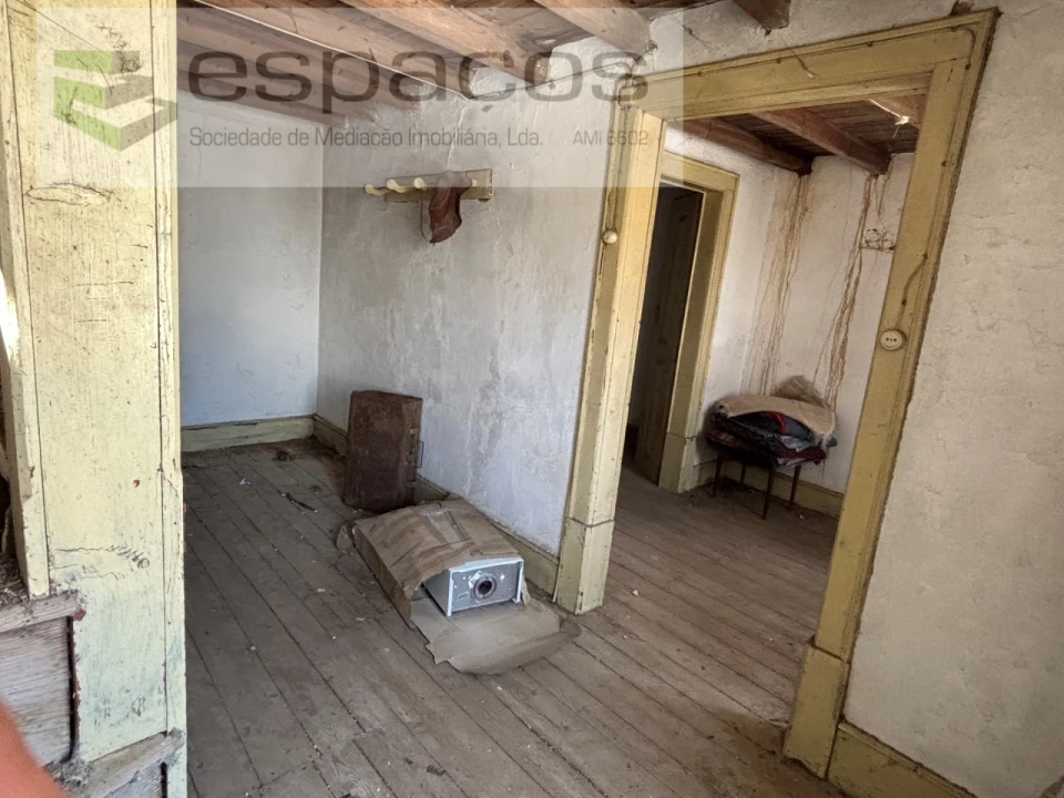 Moradia T2 para Venda em Benquerenças Foto 6