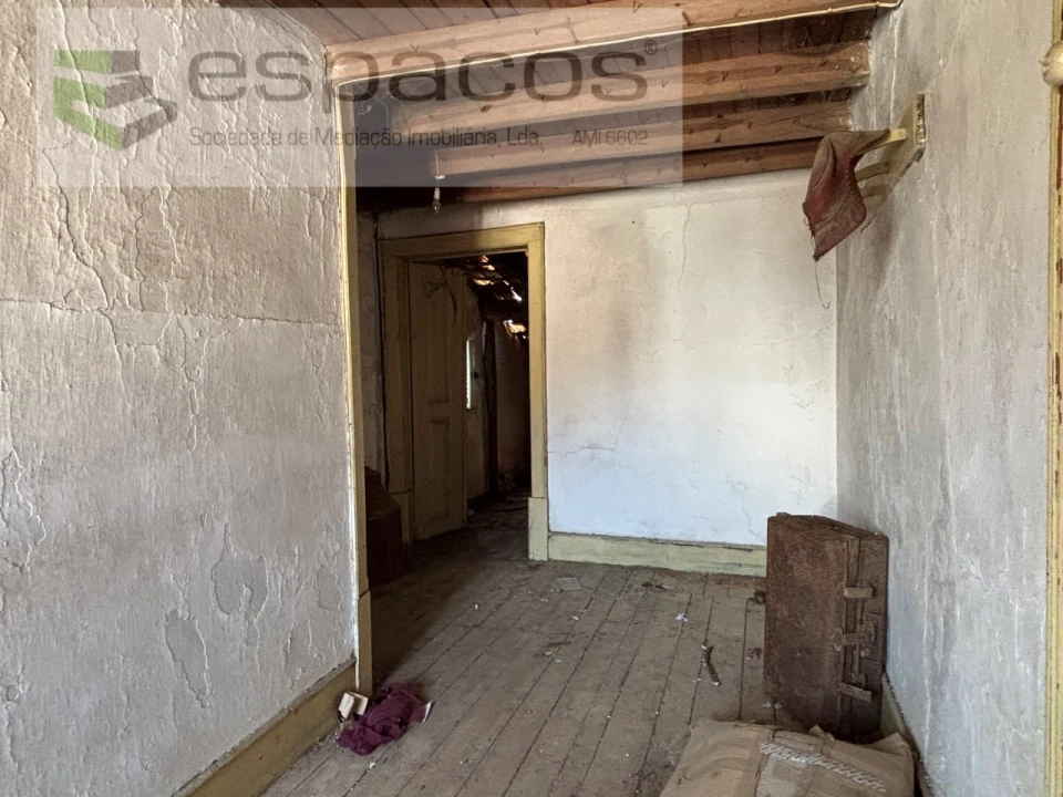 Moradia T2 para Venda em Benquerenças Foto 7