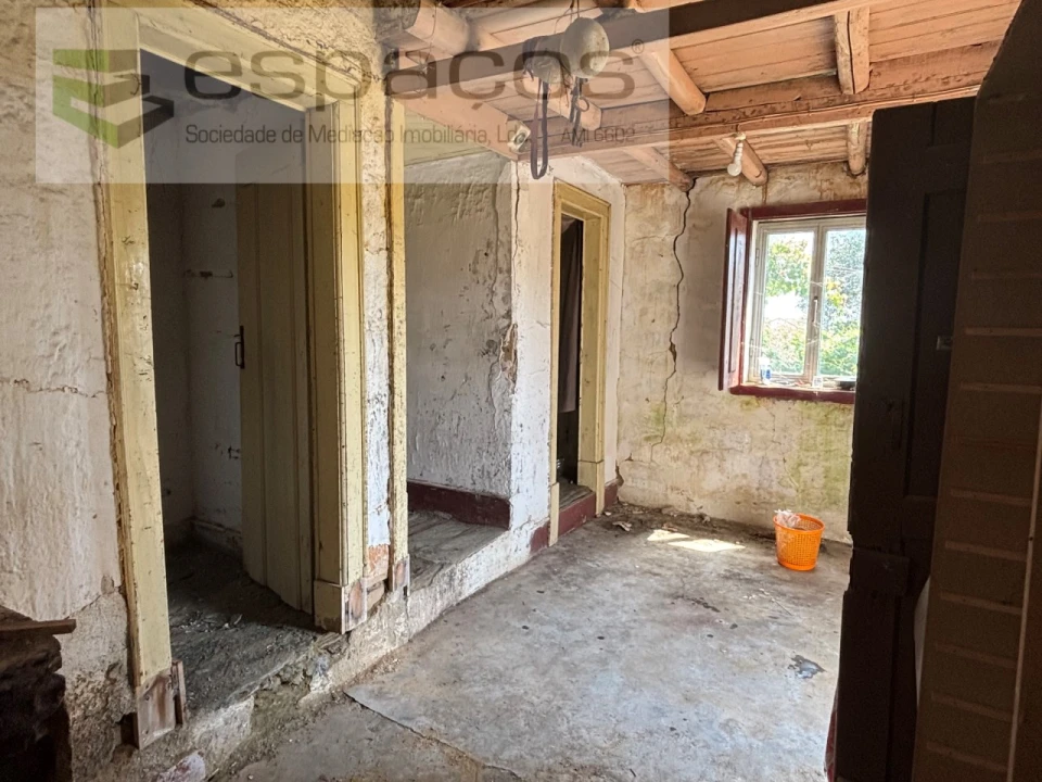 Moradia T2 para Venda em Benquerenças Foto 15