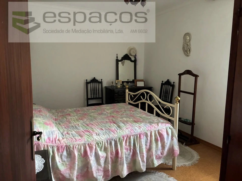 Moradia T3 para Venda em Telhado Foto 25