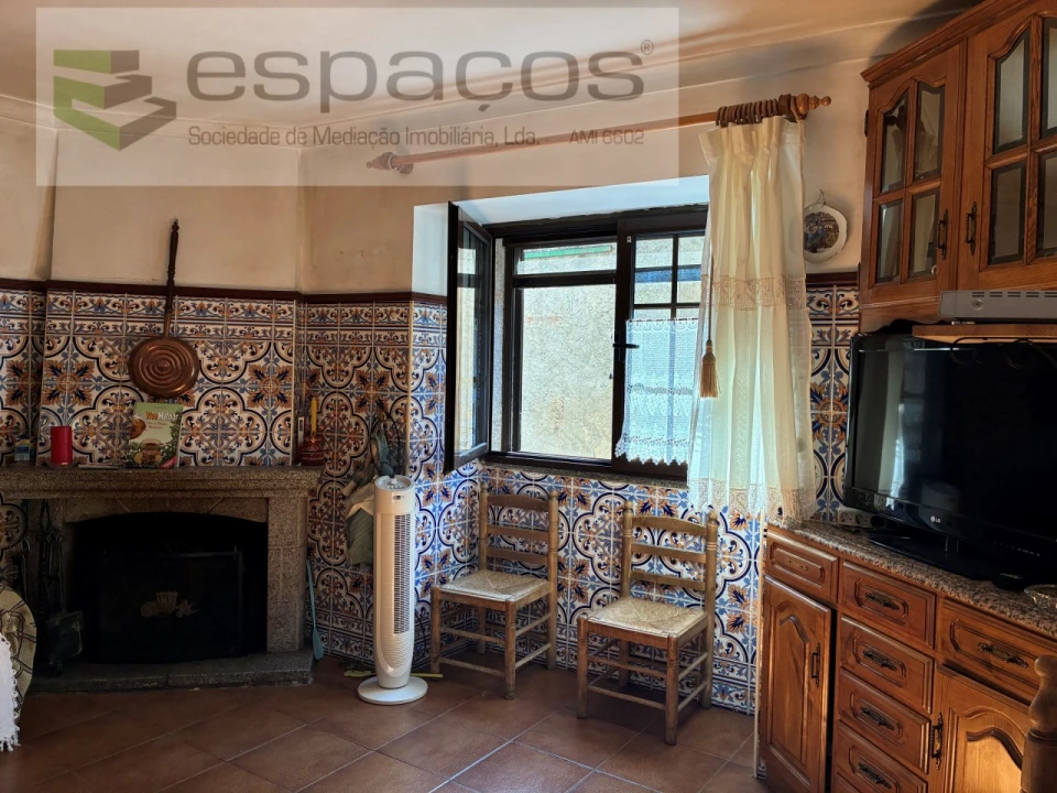 Moradia T3 para Venda em Telhado Foto 7