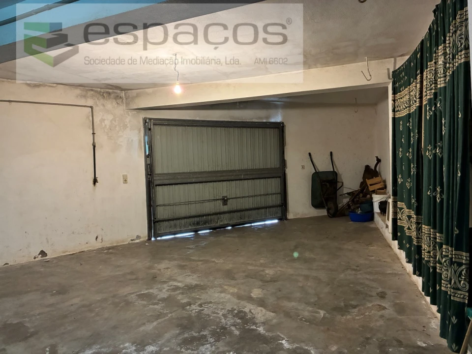 Moradia T3 para Venda em Telhado Foto 38