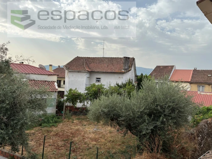 Moradia T3 para Venda em Telhado Foto 37