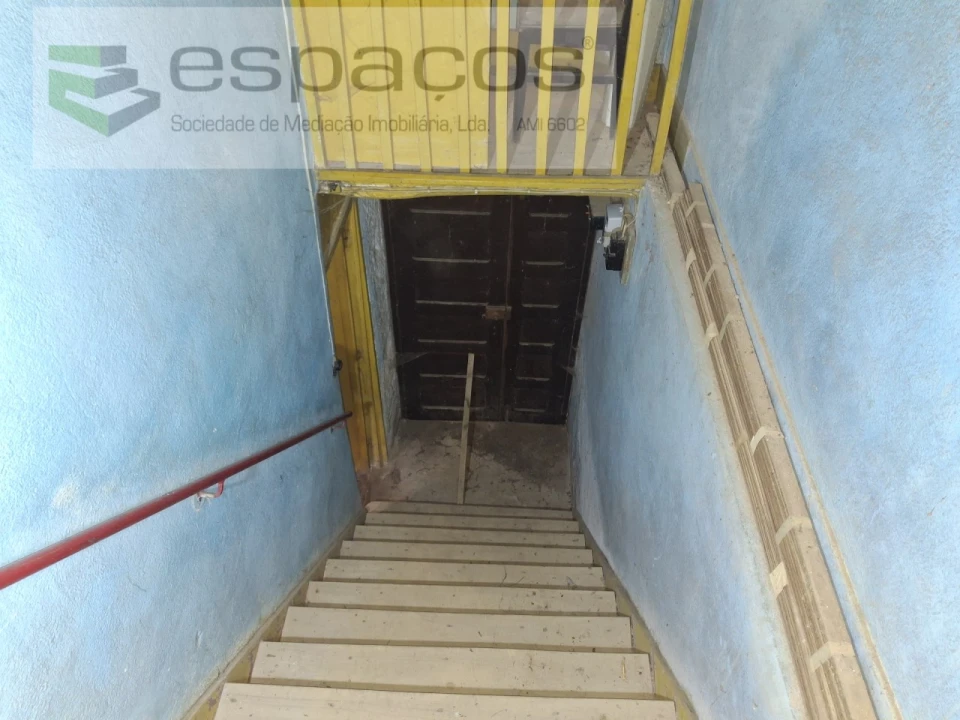 Moradia T2 para Venda em Lavacolhos Foto 11