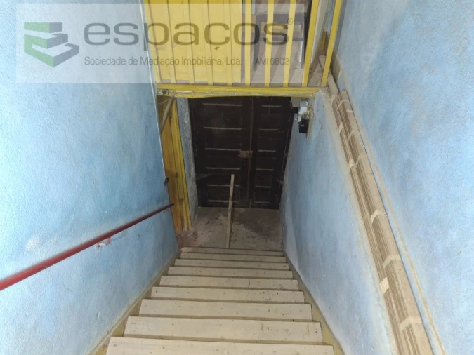 Moradia T2 para Venda em Lavacolhos Foto 11