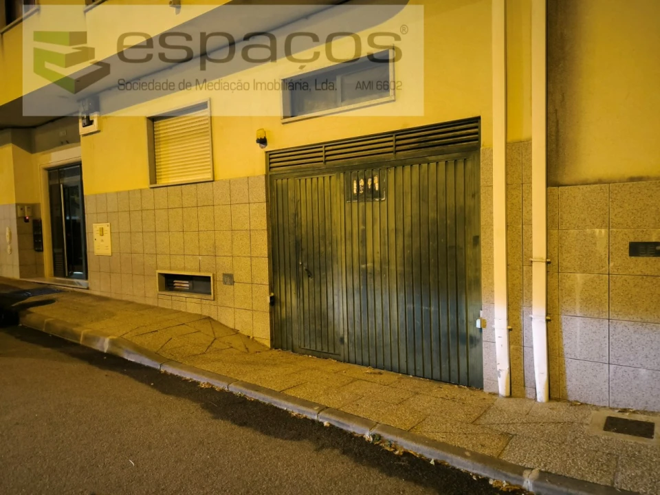 Garagem para Venda em Castelo Branco Foto 1