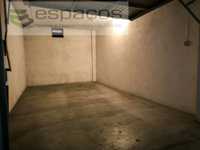 Garagem para Venda em Castelo Branco Foto 4