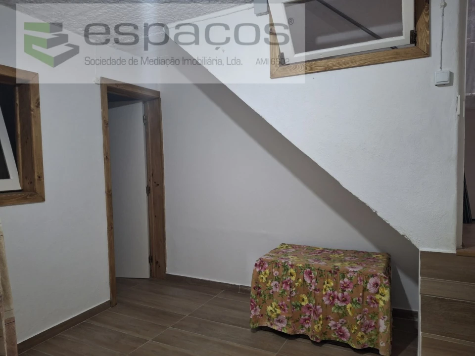 Moradia T2 para Venda em Telhado Foto 11