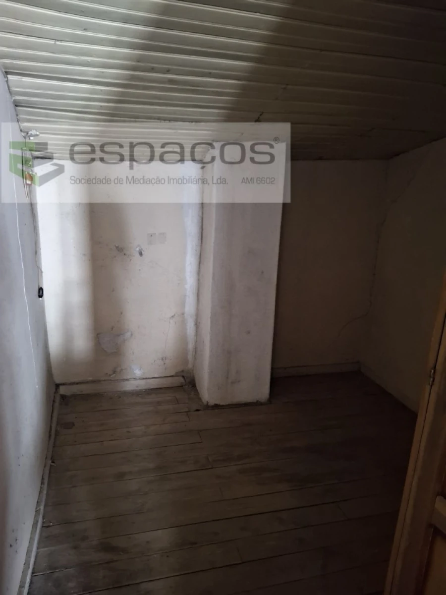 Moradia T2 para Venda em Fundão, Valverde, Donas, A. Joanes, A. Nova Cabo Foto 6