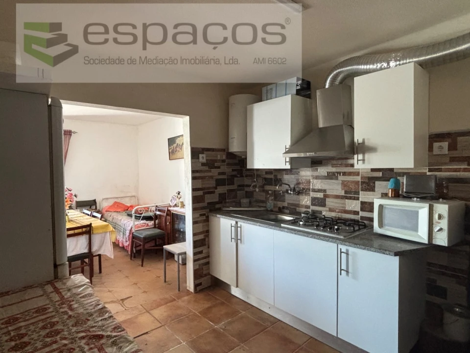 Moradia T3 para Venda em Escalos de Baixo e Mata Foto 1