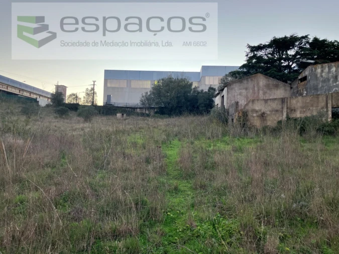 Terreno Comércio / Armazém para Venda em Venda do Pinheiro e Santo Estêvão das Galés Foto 7