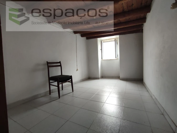 Moradia T2 para Venda em Ladoeiro Foto 8