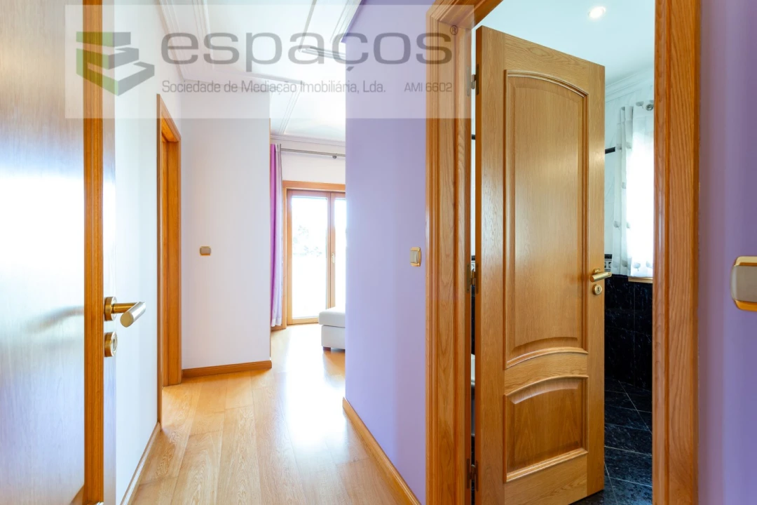 Moradia T4 para Venda em Póvoa de Santa Iria e Forte da Casa Foto 54