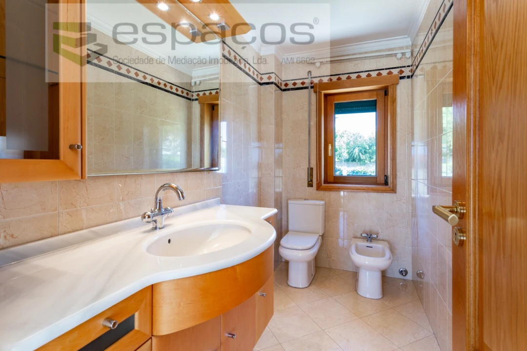 Moradia T4 para Venda em Póvoa de Santa Iria e Forte da Casa Foto 72