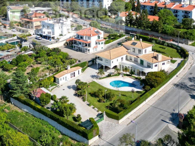 Moradia T4 para Venda em Póvoa de Santa Iria e Forte da Casa Foto 6